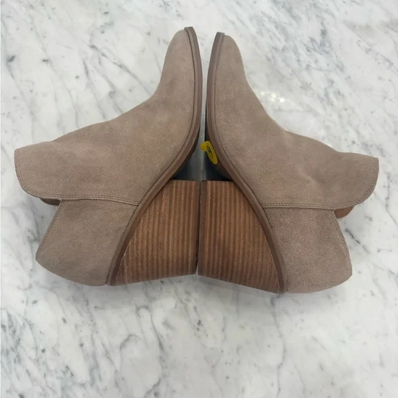 EXCELLENT Lucky Brand Leather Suede Tan Women’s Ankle Boot Size 9 - Picture 1 of 8